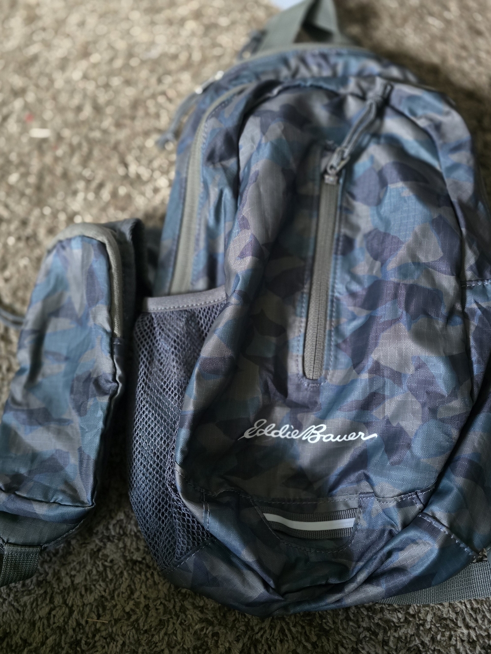 Eddie Bauer Blue Camo Men's Backpack Stow Away Sling